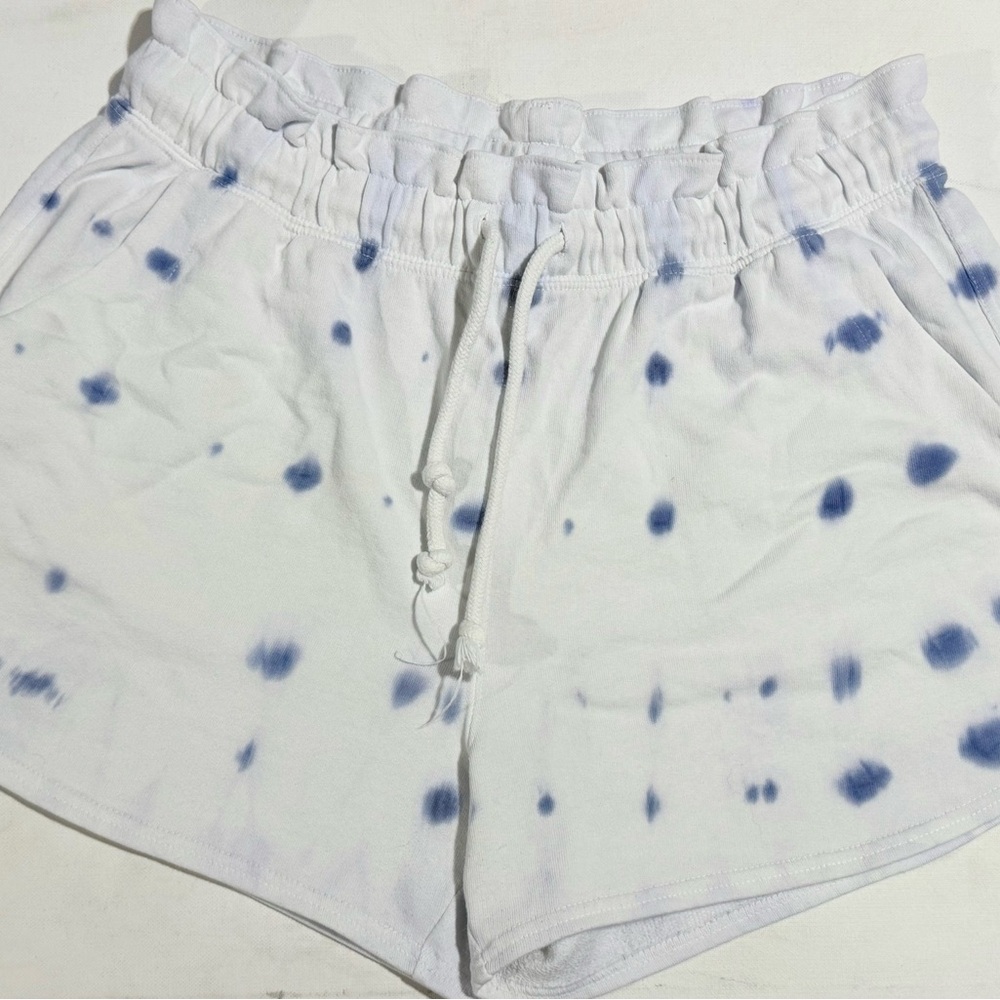 Universal Thread White Shorts with Blue Accents